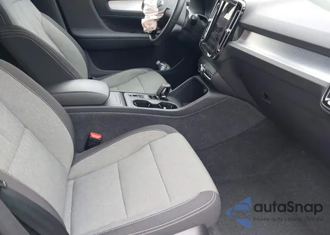 2024 Volvo Xc40 B5 Core Bright Theme/B5 Core Dark Theme from USA, damaged, VIN YV4L12UK3R2341795